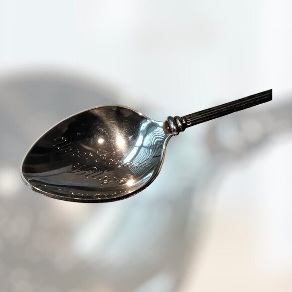 Upper Canada Village Spoon with 3D House Finial and Name on Bowl - Vintage - Picture 4 of 7